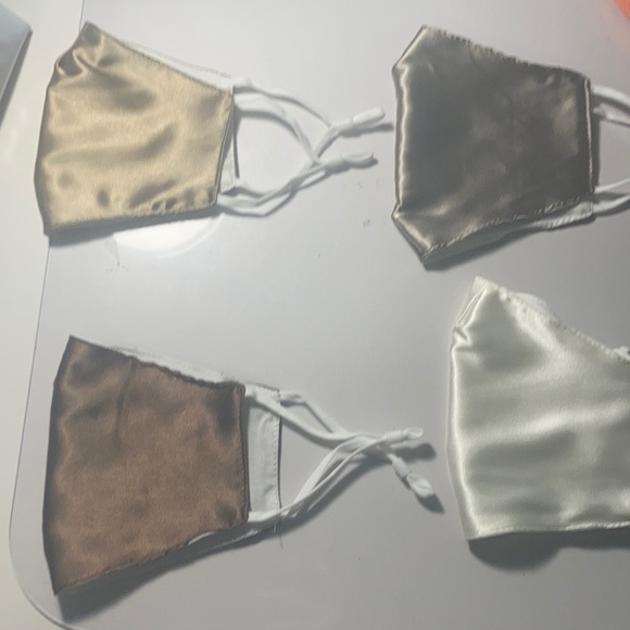 Pack up four Silk facemask - Picture 1 of 5